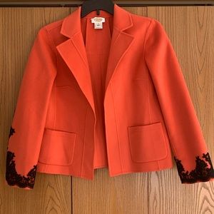TALBOTS Blazer with lacework on sleeves